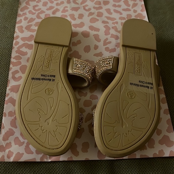 Bundle of 2 sandels !!! 💯❤️ - Picture 3 of 7